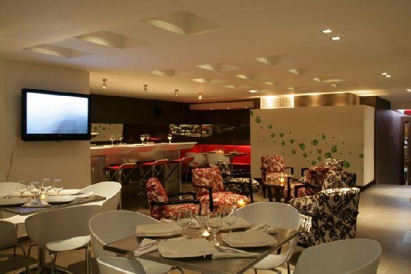 San Simon Hotel Pereira By Soratama Экстерьер фото The interior of the restaurant