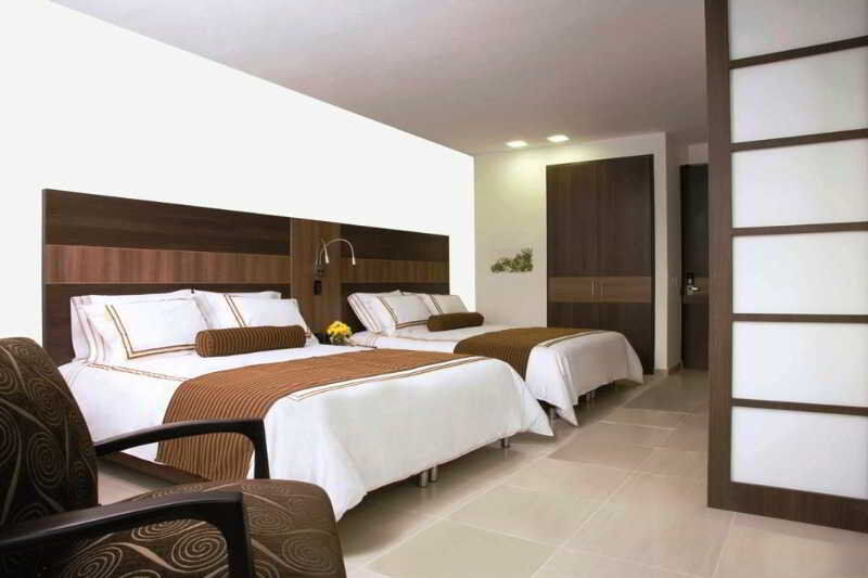 San Simon Hotel Pereira By Soratama Экстерьер фото